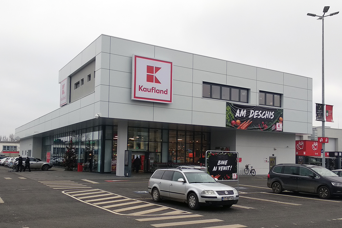 K Commercial Centre Roman